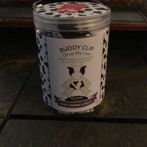 BRAND NEW!  CLOVER THE COW Scentsy buddy clip